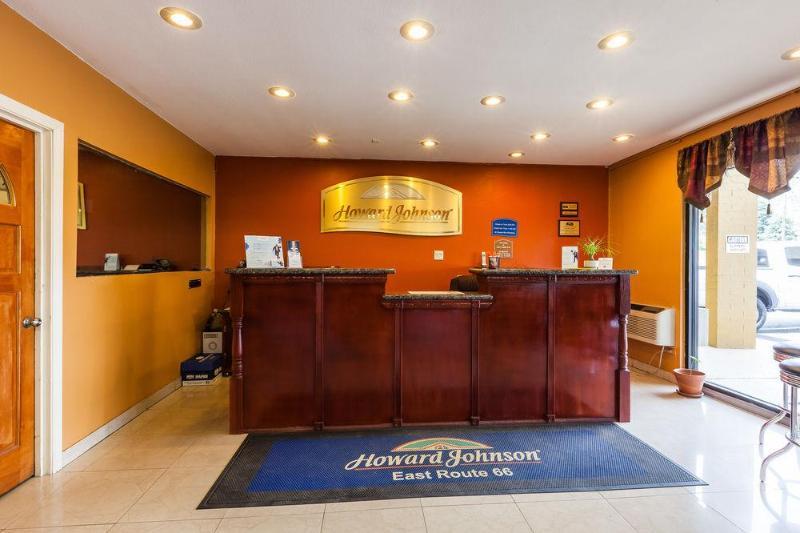 Howard Johnson By Wyndham