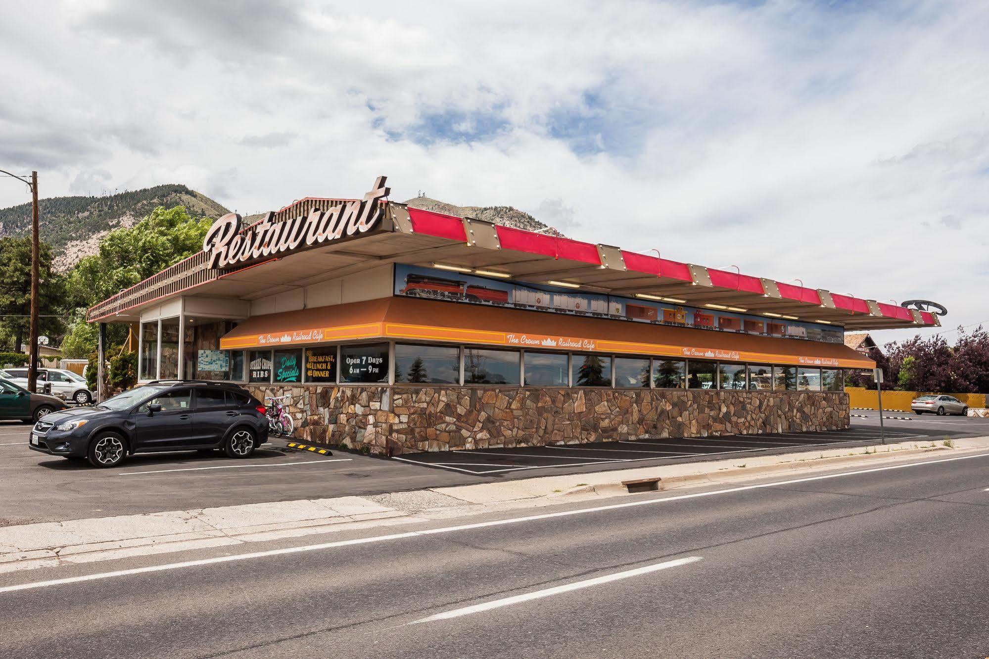 Howard Johnson By Wyndham Hotel 2*